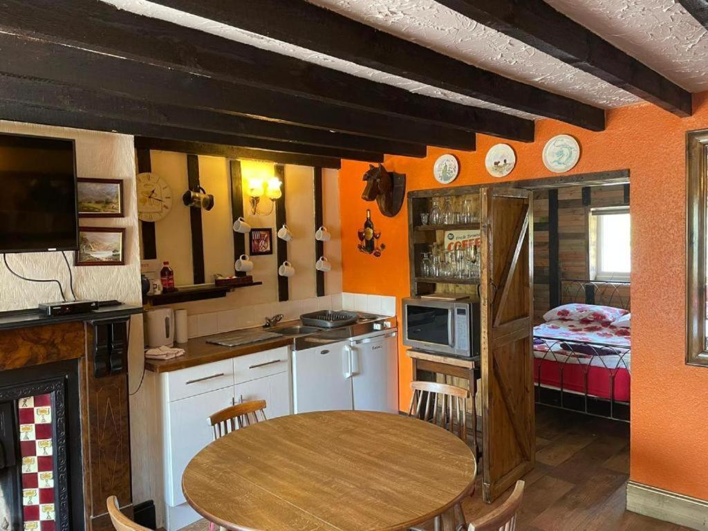 Kirklevington Oyo Yarm Cottages מראה חיצוני תמונה